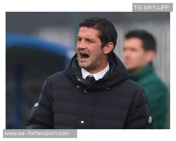 国米主帅齐沃庆祝45岁生日官方社交媒体送上温馨祝福与精彩回顾