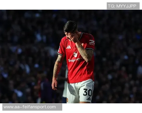 曼联官方盛赞德里赫特本赛季唯一全勤球员展现出色表现