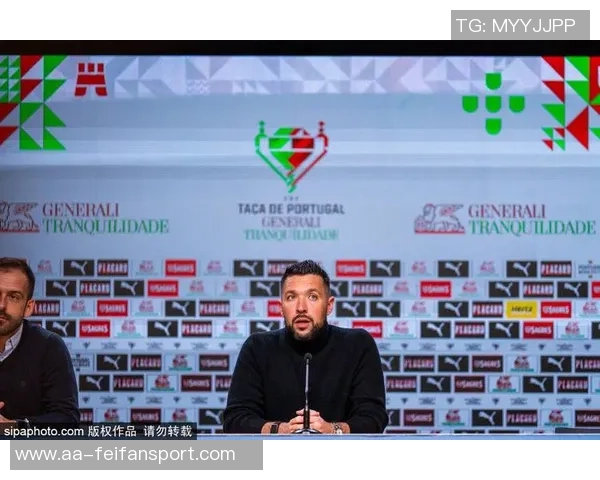 海港队后卫短缺李昂贺惯离队对球队影响深远